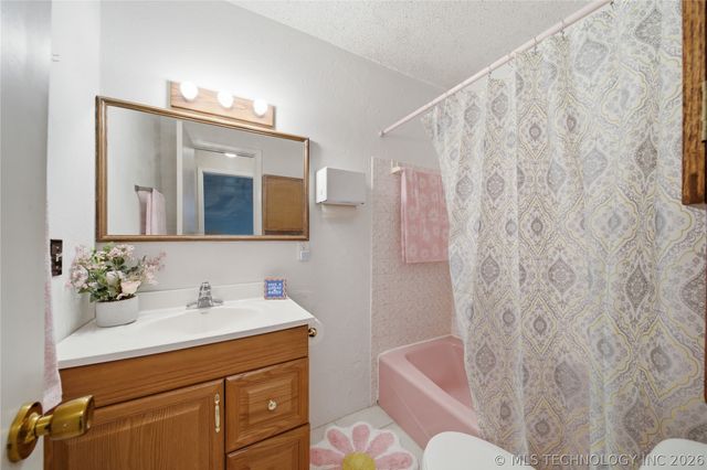 567 NE 471 Lane, Salina, OK 74365