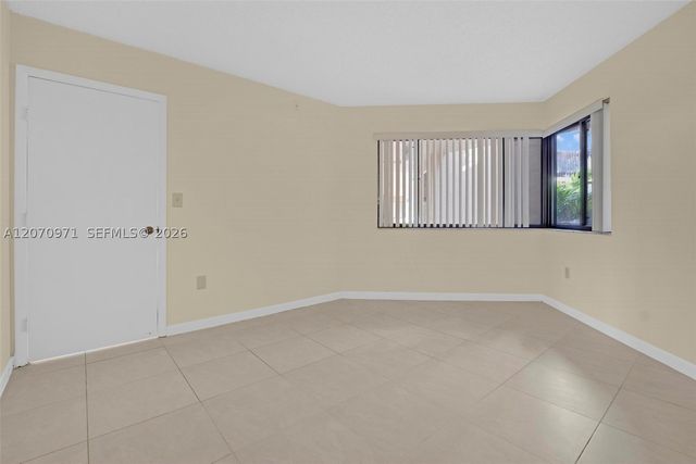 15545 N Miami Lakeway N 106, Miami Lakes, FL 33014