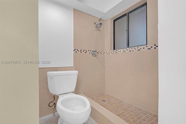 15545 N Miami Lakeway N 106, Miami Lakes, FL 33014