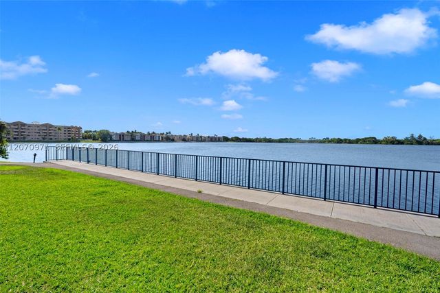 15545 N Miami Lakeway N 106, Miami Lakes, FL 33014