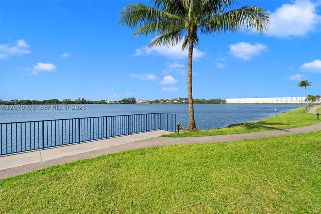 15545 N Miami Lakeway N 106, Miami Lakes, FL 33014