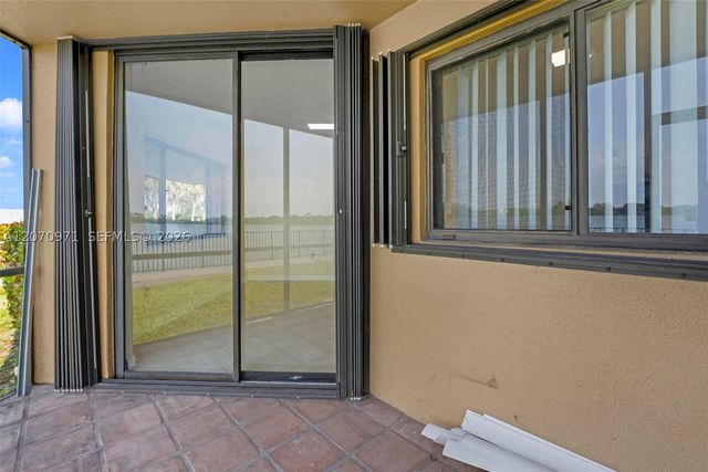 15545 N Miami Lakeway N 106, Miami Lakes, FL 33014