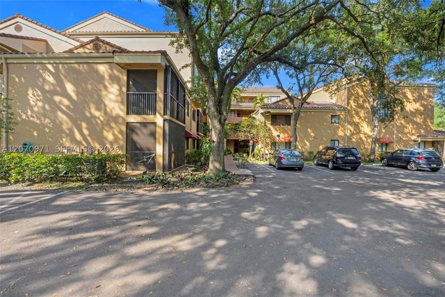 15545 N Miami Lakeway N 106, Miami Lakes, FL 33014