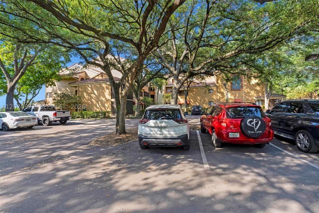 15545 N Miami Lakeway N 106, Miami Lakes, FL 33014
