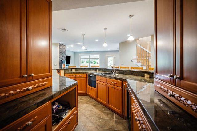 446 Country Club Lane, Onalaska, WI 54650