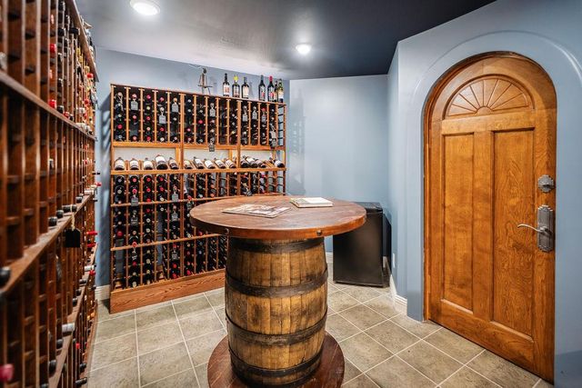 446 Country Club Lane, Onalaska, WI 54650