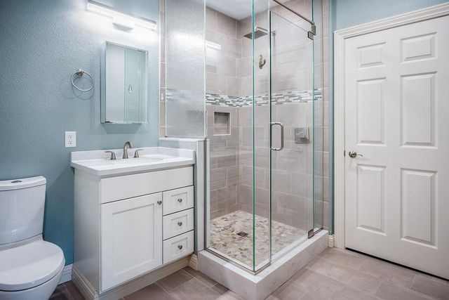 446 Country Club Lane, Onalaska, WI 54650