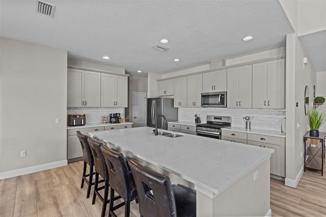 2836 SATILLA LOOP, Odessa, FL 33556