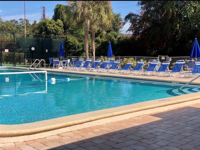 501 E BAY DRIVE 1104, Largo, FL 33770