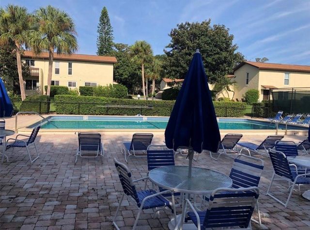 501 E BAY DRIVE 1104, Largo, FL 33770