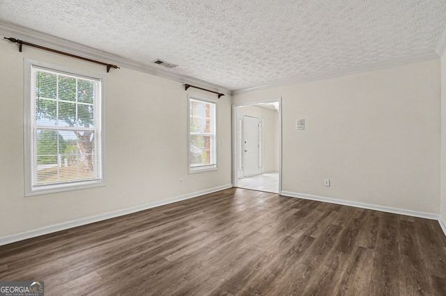 5207 Meadowbrooke Chase, Stone Mountain, GA 30088