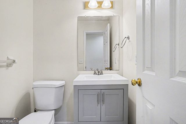 5207 Meadowbrooke Chase, Stone Mountain, GA 30088