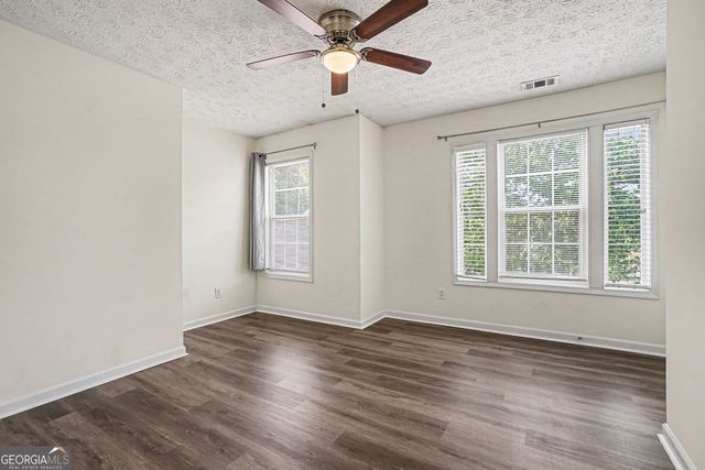 5207 Meadowbrooke Chase, Stone Mountain, GA 30088