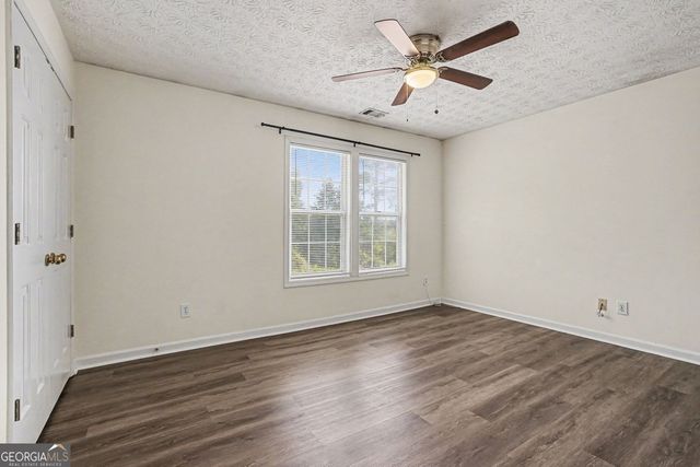 5207 Meadowbrooke Chase, Stone Mountain, GA 30088