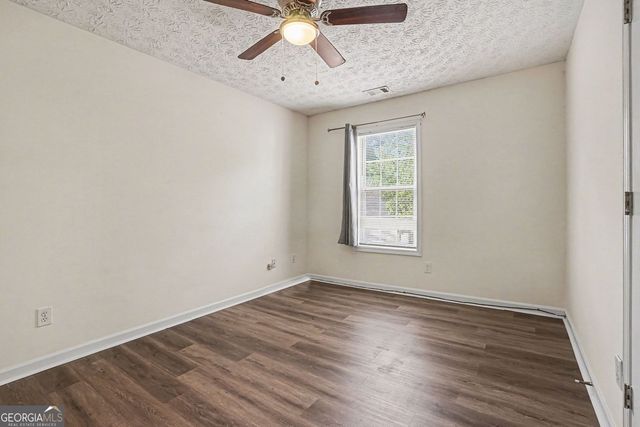 5207 Meadowbrooke Chase, Stone Mountain, GA 30088