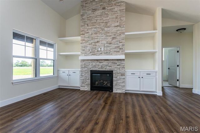 7154 Savannah Dr., Glen Carbon, IL 62034