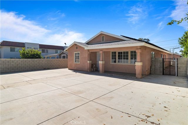217 E 5th Street, Perris, CA 92570