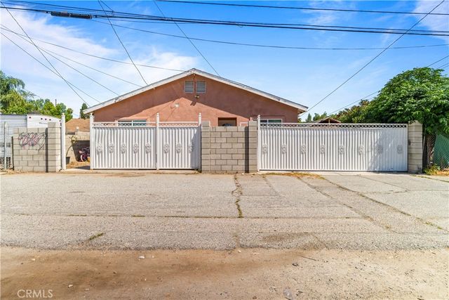 217 E 5th Street, Perris, CA 92570