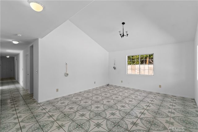 217 E 5th Street, Perris, CA 92570