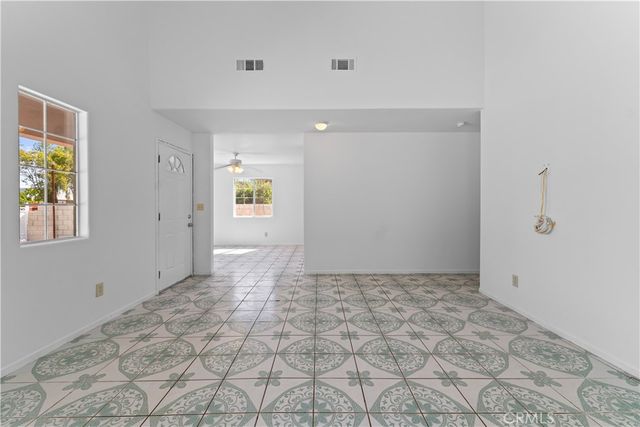 217 E 5th Street, Perris, CA 92570
