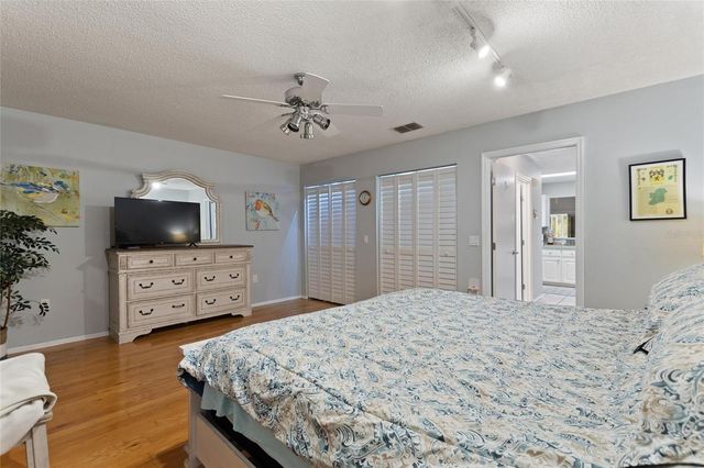 1083 MOTORCOACH DRIVE, Polk City, FL 33868