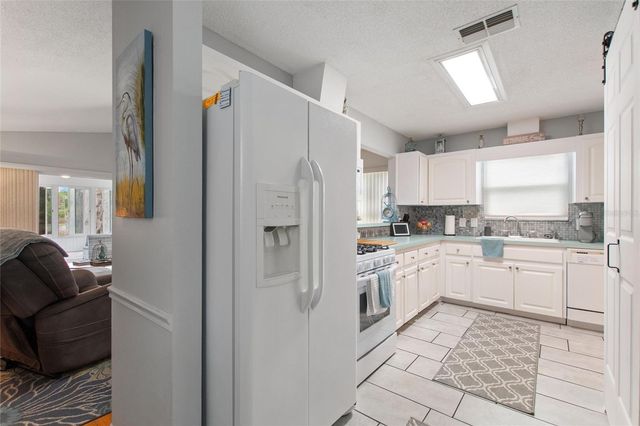 1083 MOTORCOACH DRIVE, Polk City, FL 33868