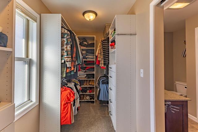 905 Pioneer DRIVE, Holmen, WI 54636