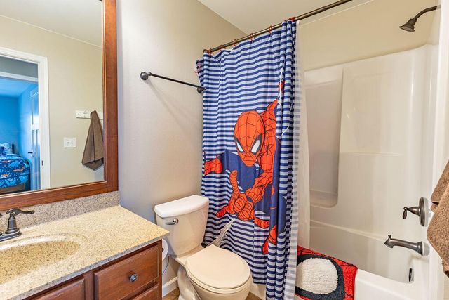 905 Pioneer DRIVE, Holmen, WI 54636