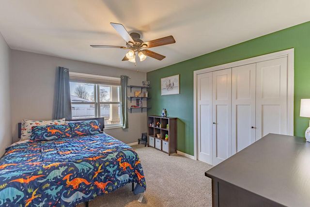 905 Pioneer DRIVE, Holmen, WI 54636