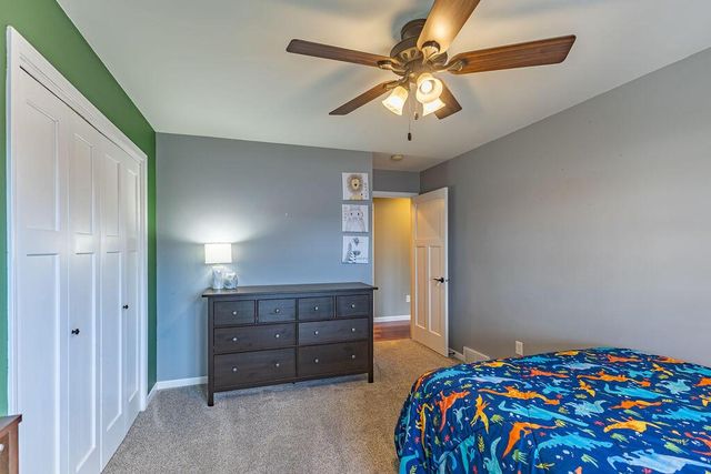 905 Pioneer DRIVE, Holmen, WI 54636