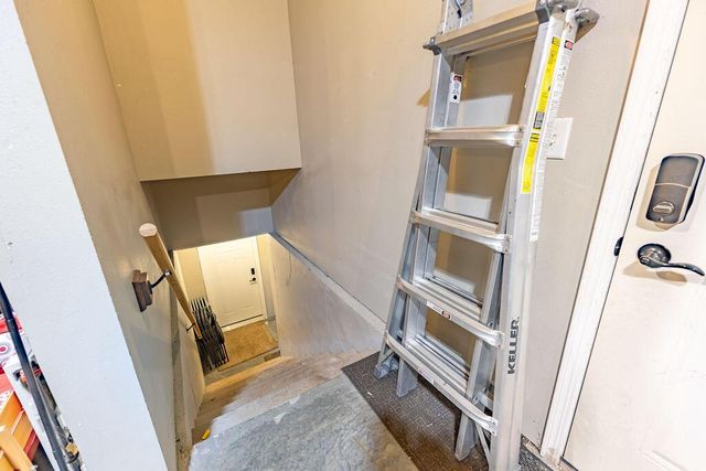 905 Pioneer DRIVE, Holmen, WI 54636