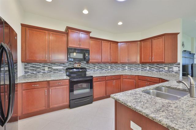 2423 RICHMOND GREENS COURT, Sun City Center, FL 33573
