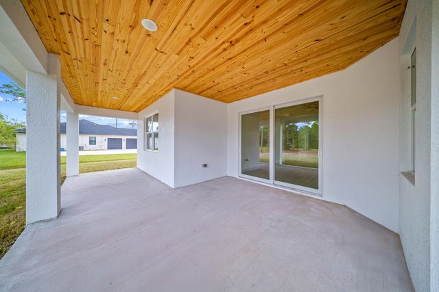 10652 Lighter Wood Lane, Fort Pierce, FL 34945