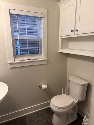 6506 W Knoll View, Rogers, AR 72758