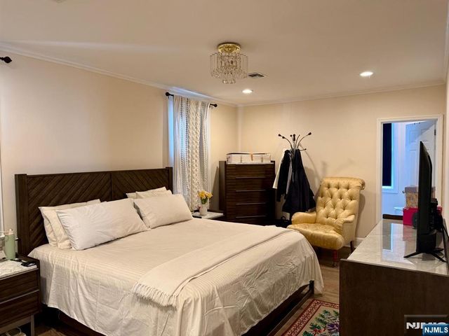 195 Maple Street, Kearny, NJ 07032