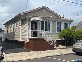 195 Maple Street, Kearny, NJ 07032
