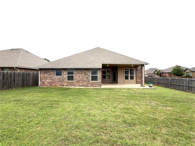 10900 SW 32nd Terrace, Yukon, OK 73099
