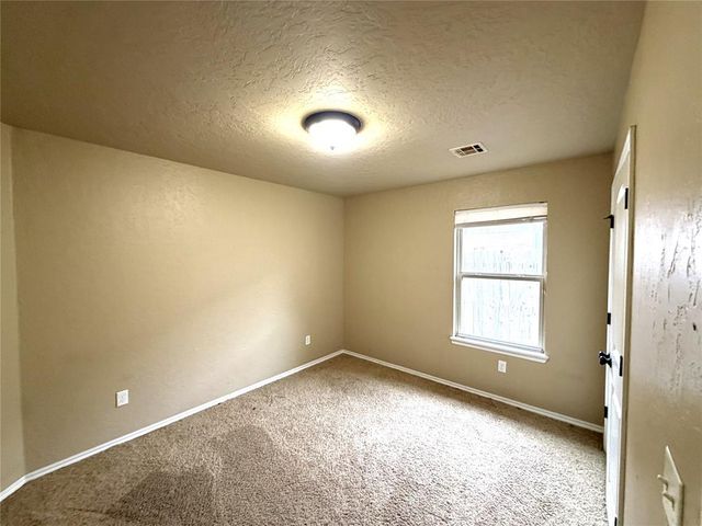 10900 SW 32nd Terrace, Yukon, OK 73099