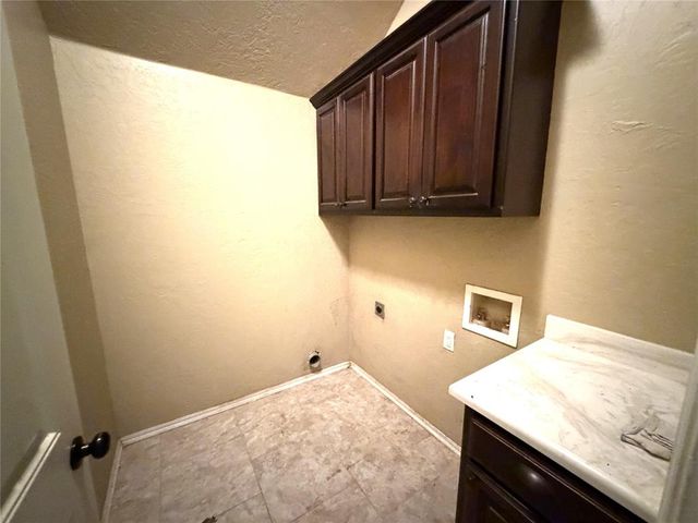 10900 SW 32nd Terrace, Yukon, OK 73099
