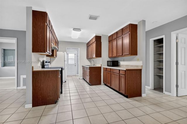 6264 SW 20th St, Miramar, FL 33023