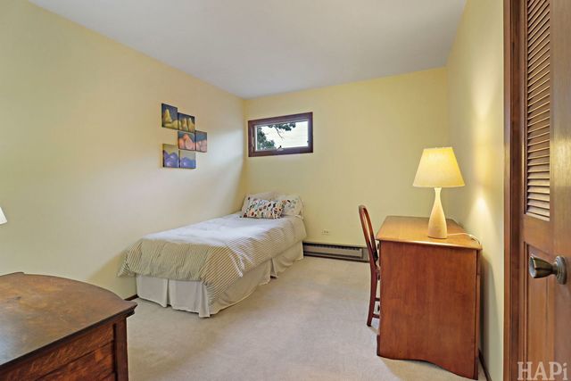 225 S Seymour Avenue, Mundelein, IL 60060