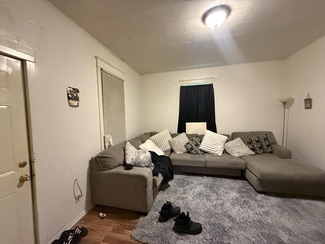 3752 E Pulaski AVENUE, Cudahy, WI 53110