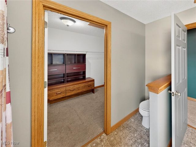 3823 Martha Circle, Litchfield, OH 44253