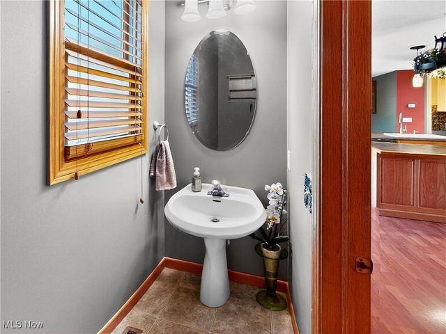 3823 Martha Circle, Litchfield, OH 44253