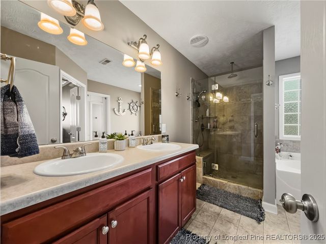 167 Scanner Court, Raeford, NC 28376