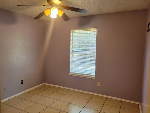 1411 Clearfield Drive, Cleburne, TX 76033