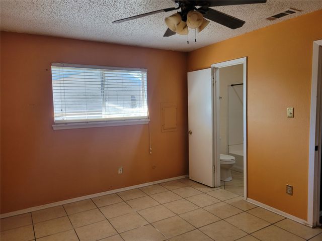 1411 Clearfield Drive, Cleburne, TX 76033