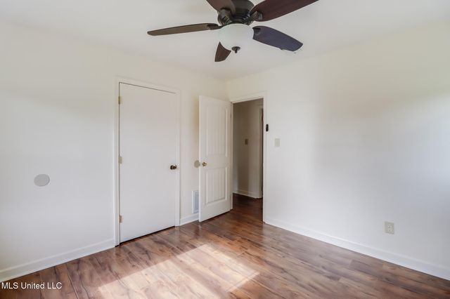 328 Seal Avenue, Long Beach, MS 39560