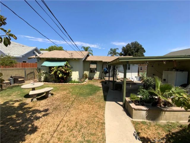 1295 N 9th, Colton, CA 92324
