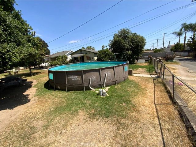 1295 N 9th, Colton, CA 92324